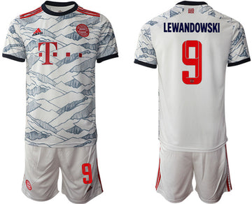 Robert Lewandowski Bayern Munich white jersey