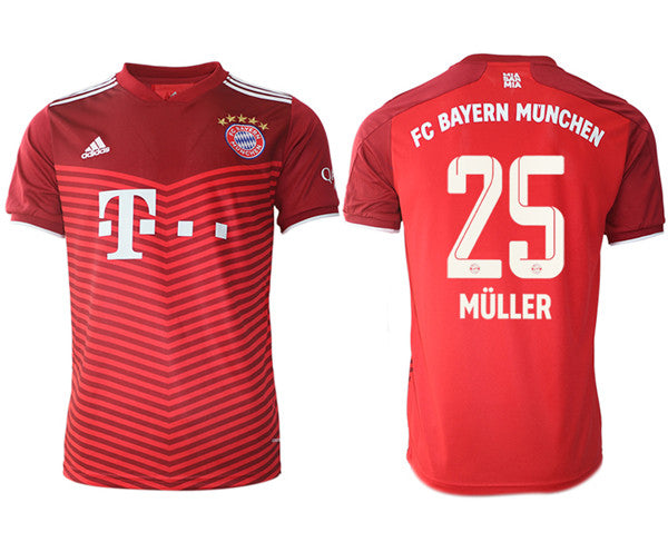 Thomas Müller Bayern Munich red Home jersey