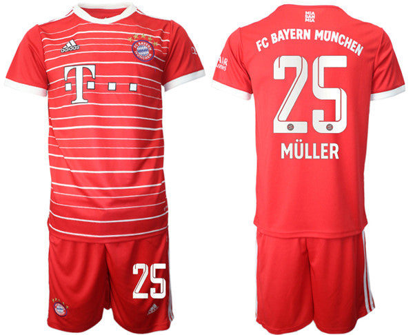 Thomas Müller Bayern Munich red Home jersey