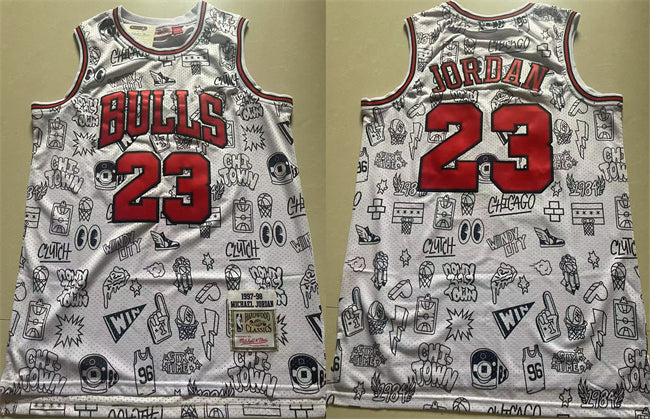 Michael Jordan Chicago Bulls white jersey