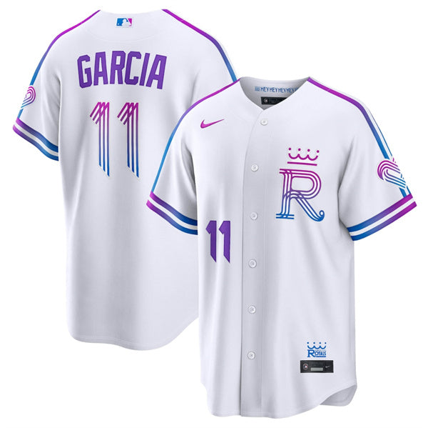 Maikel García Kansas City Royals white City Connect jersey
