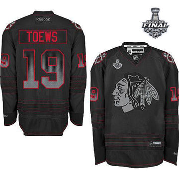 Jonathan Toews Chicago Blackhawks black jersey