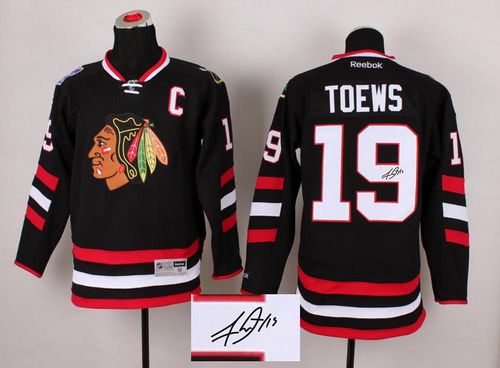 Jonathan Toews Chicago Blackhawks black jersey
