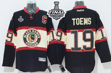 Jonathan Toews Chicago Blackhawks black jersey