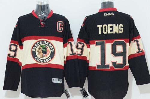 Jonathan Toews Chicago Blackhawks black jersey