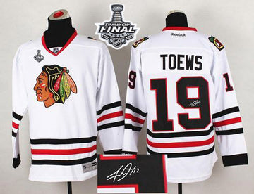 Jonathan Toews Chicago Blackhawks white jersey