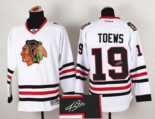 Jonathan Toews Chicago Blackhawks white jersey