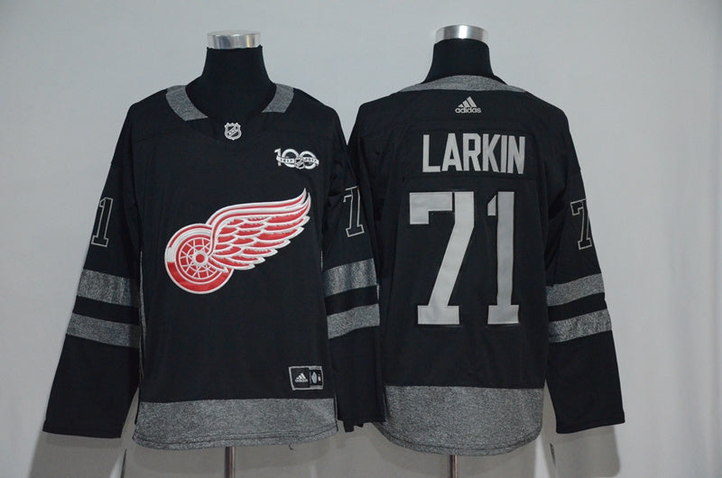 Dylan Larkin Detroit Red Wings black jersey