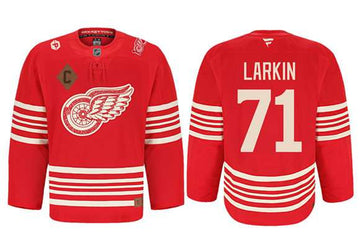 Dylan Larkin Detroit Red Wings red jersey