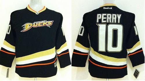 Corey Perry Anaheim Ducks black jersey