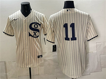 Luis Aparicio Chicago White Sox cream jersey