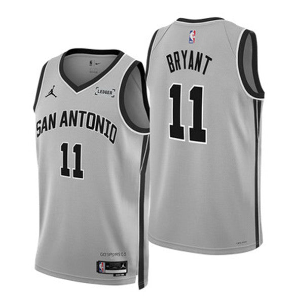 Carter Bryant San Antonio Spurs silver jersey