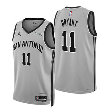 Carter Bryant San Antonio Spurs silver jersey