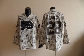 Claude Giroux Camouflage Philadelphia Flyers jersey