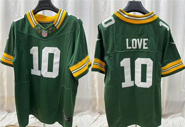 Jordan Love Green Bay Packers green jersey