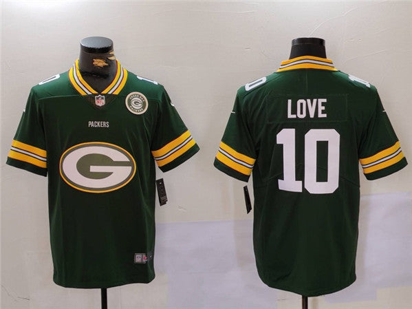Jordan Love Green Bay Packers green jersey