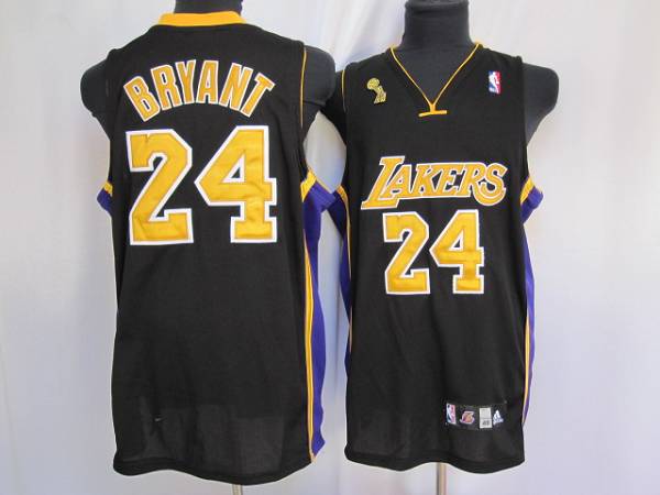 Kobe Bryant Los Angeles Lakers black jersey
