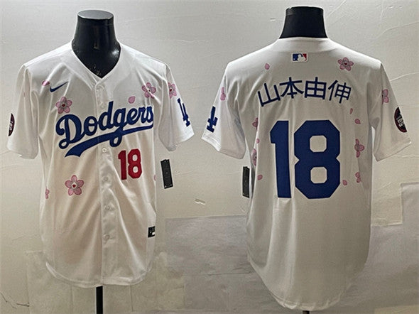 Yoshinobu Yamamoto Los Angeles Dodgers white jersey