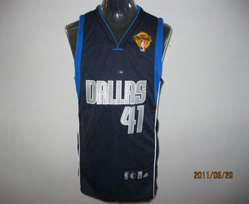 Dallas Mavericks blue jersey