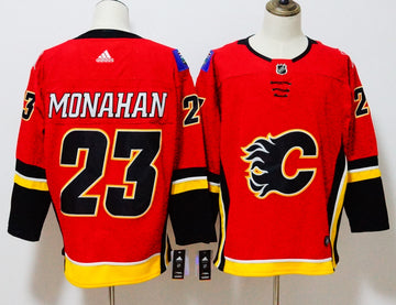 Sean Monahan Calgary Flames red jersey