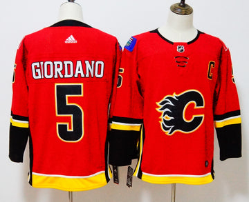 Mark Giordano Calgary Flames red jersey