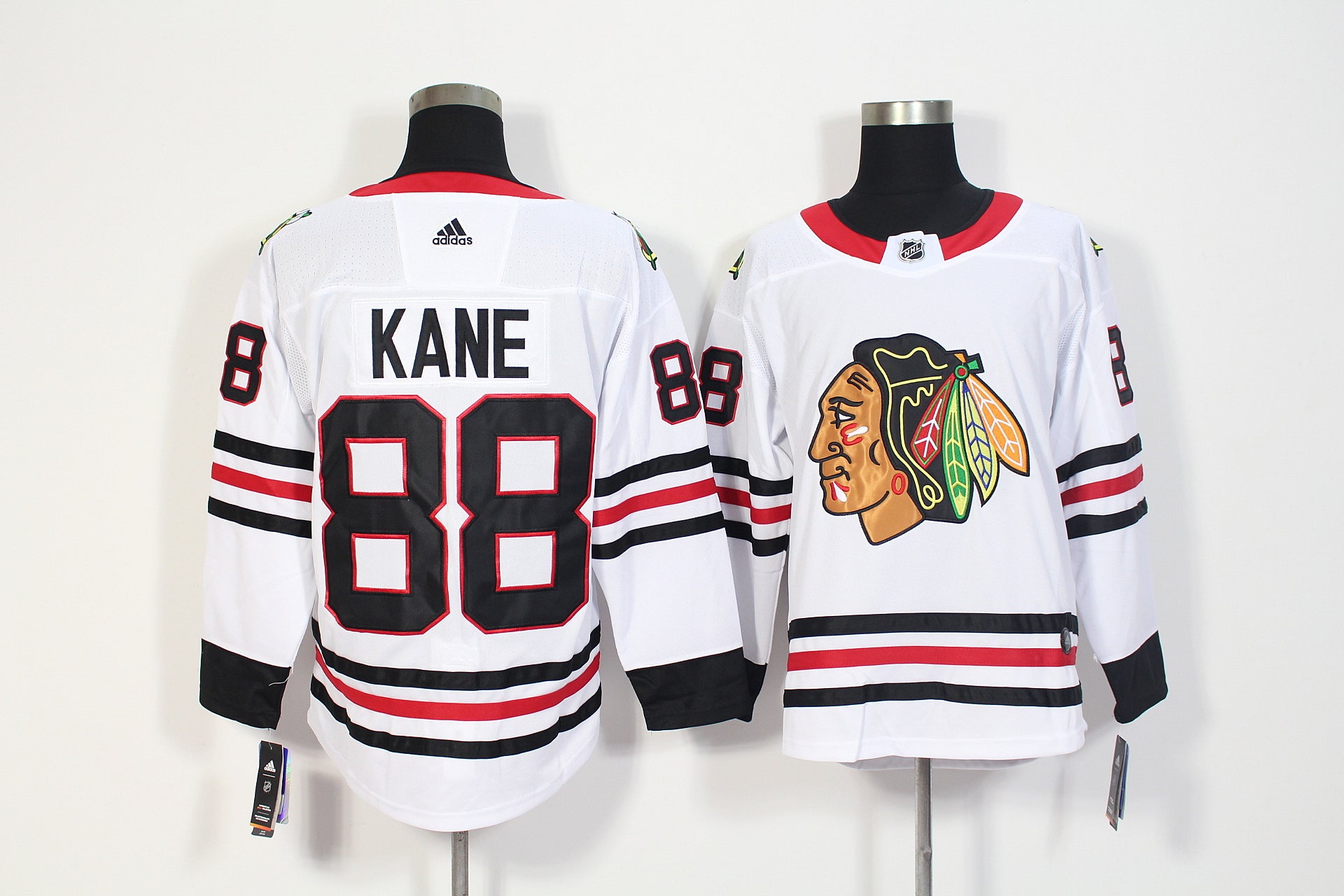 Patrick Kane Chicago Blackhawks white jersey