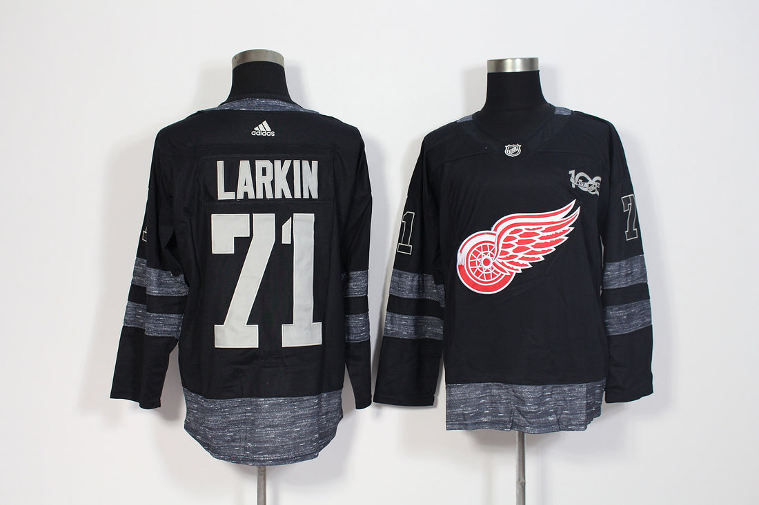 Dylan Larkin Detroit Red Wings black jersey