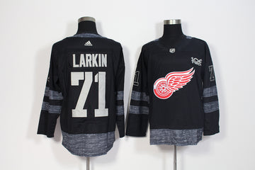 Dylan Larkin Detroit Red Wings black jersey