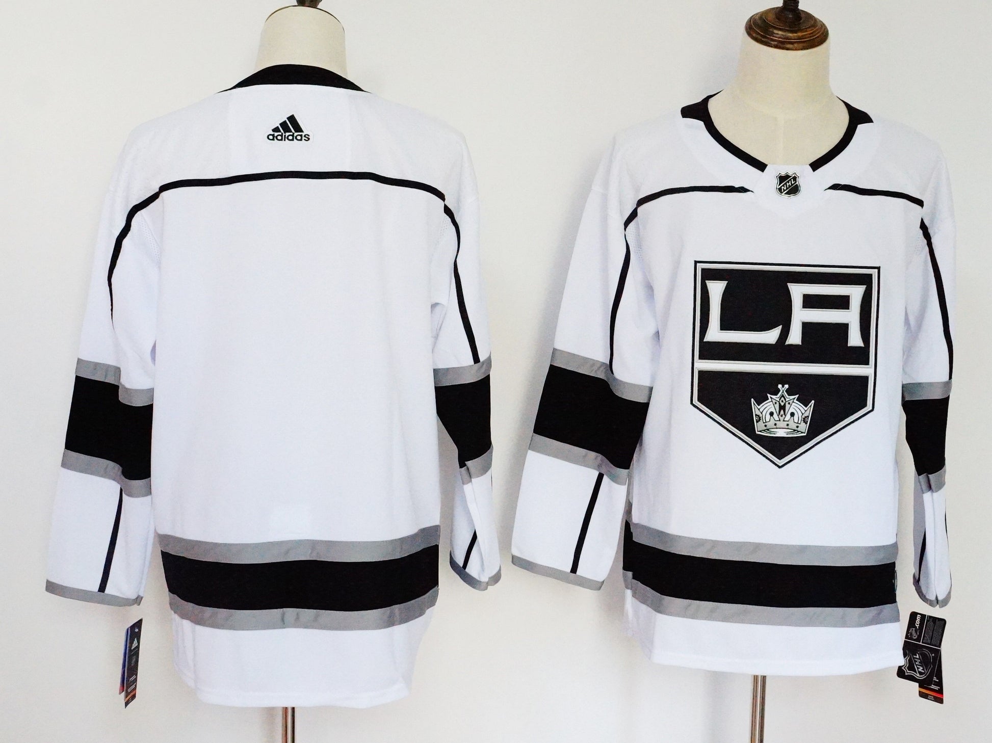 Los Angeles Kings white jersey