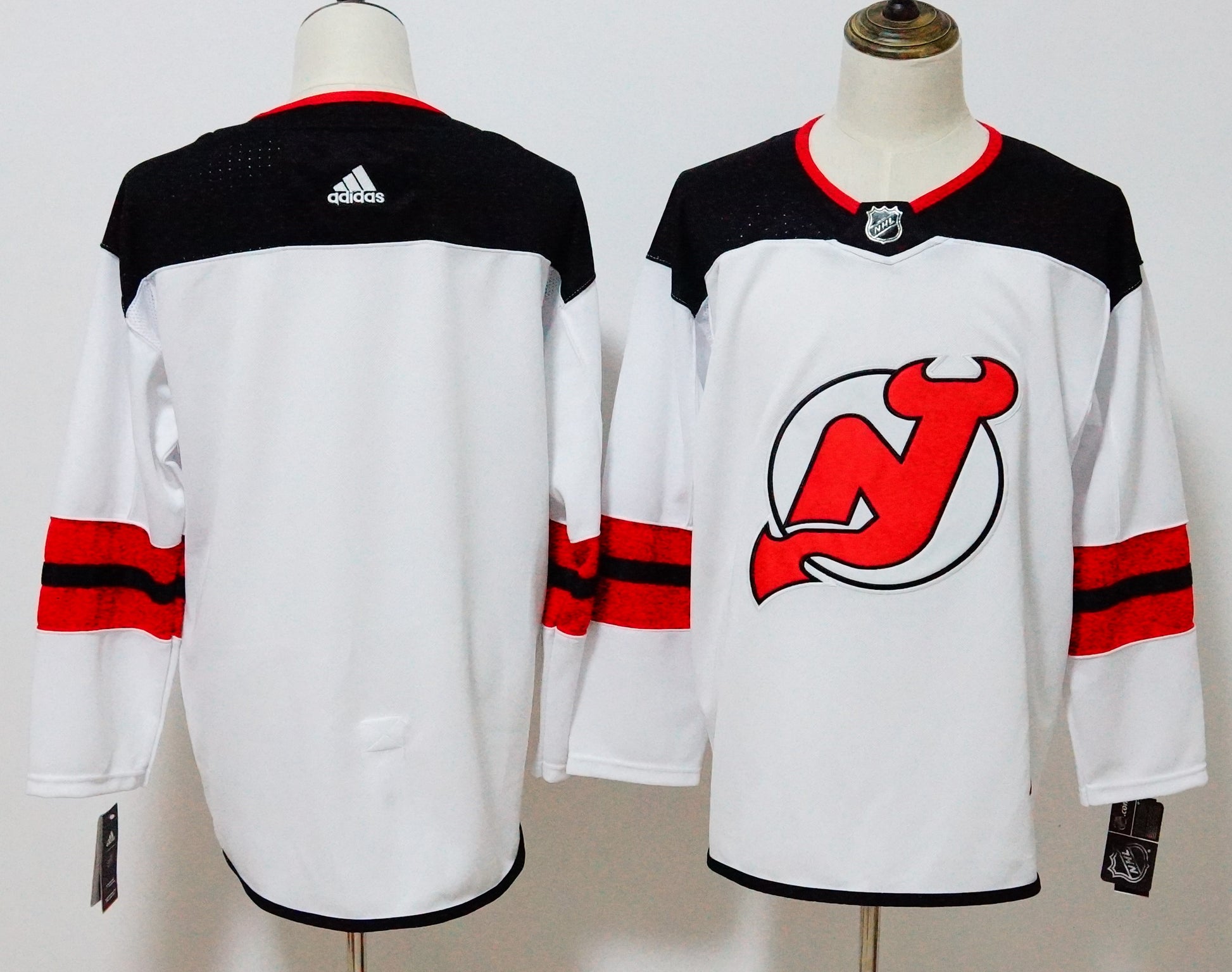 New Jersey Devils white jersey