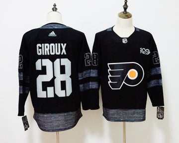 Claude Giroux Philadelphia Flyers black jersey