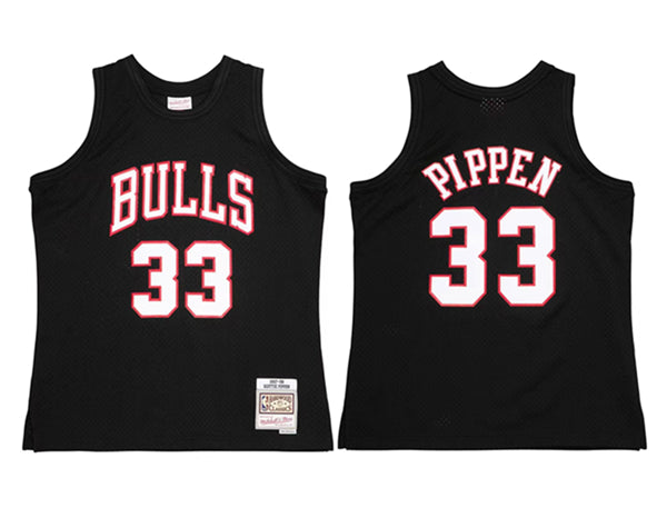 Scottie Pippen Chicago Bulls black jersey