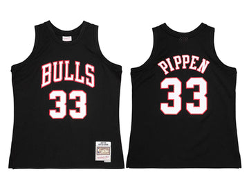 Scottie Pippen Chicago Bulls black jersey