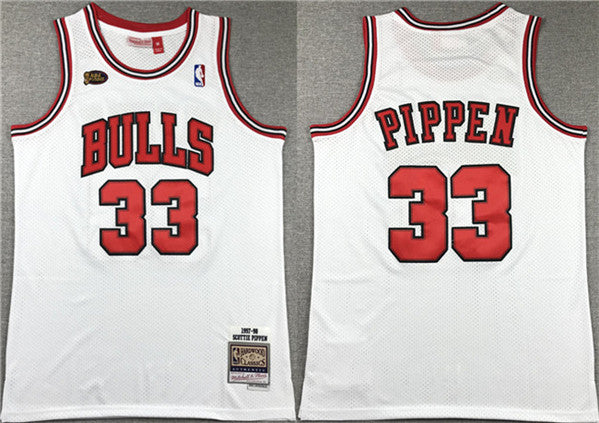 Scottie Pippen Chicago Bulls white jersey