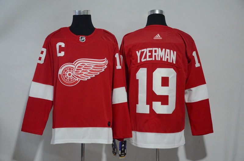 Steve Yzerman Detroit Red Wings red jersey