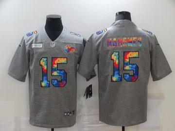 Patrick Mahomes Kansas City Chiefs grey jersey