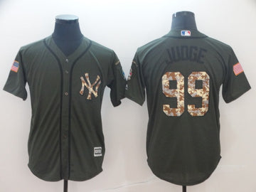 Aaron Judge New York Yankees green Salute To Service jersey