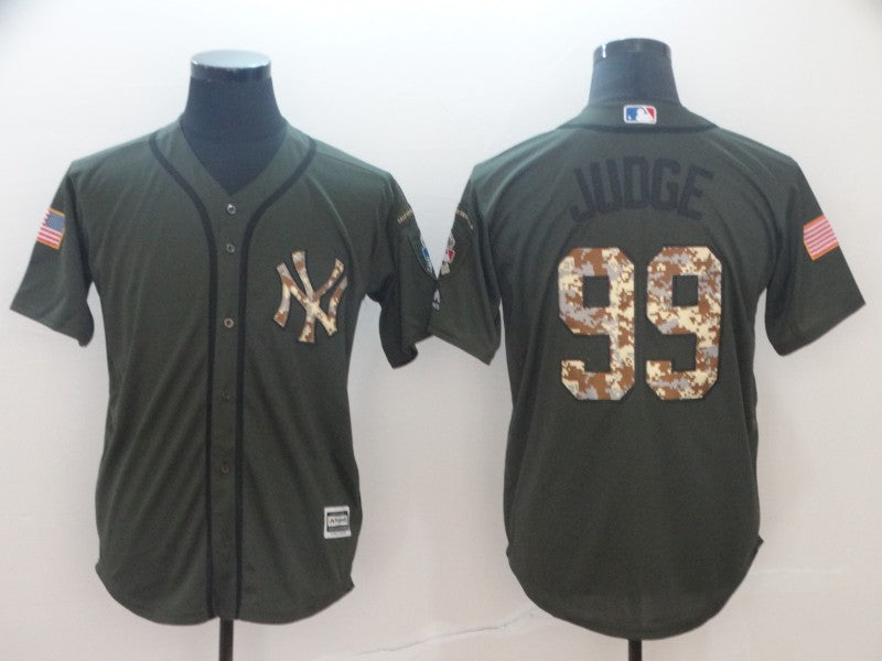 Aaron Judge New York Yankees green Salute To Service jersey