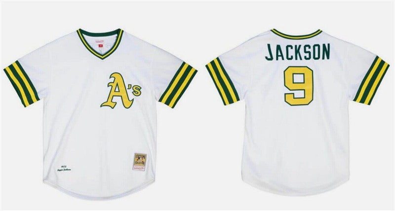 Reggie Jackson Oakland Athletics white jersey