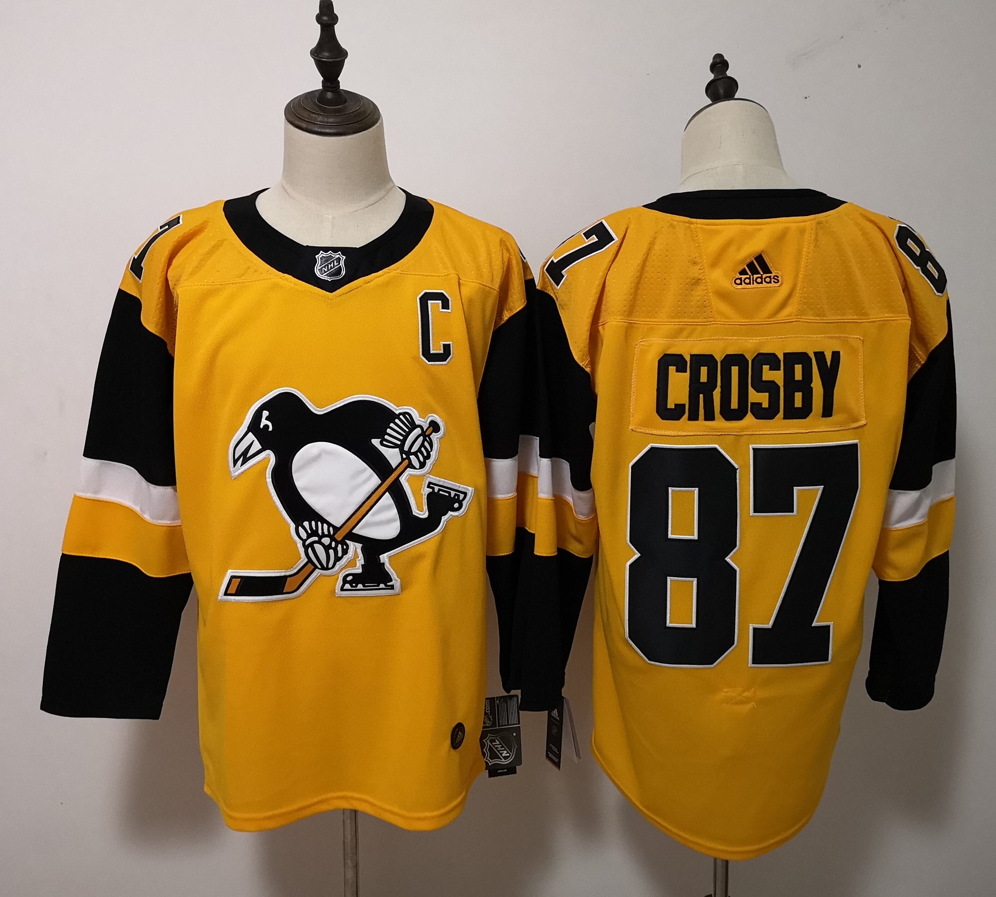 Sidney Crosby Pittsburgh Penguins yellow jersey