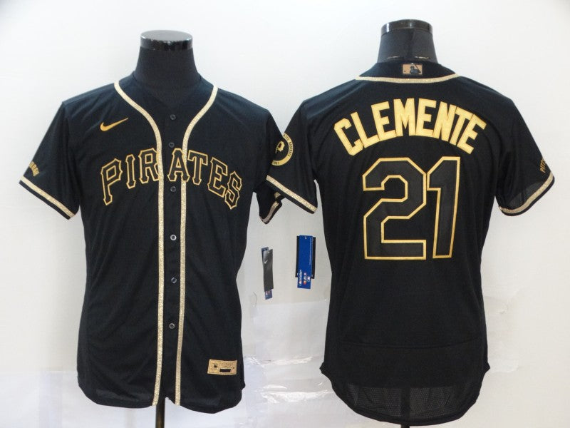 Roberto Clemente Pittsburgh Pirates black jersey