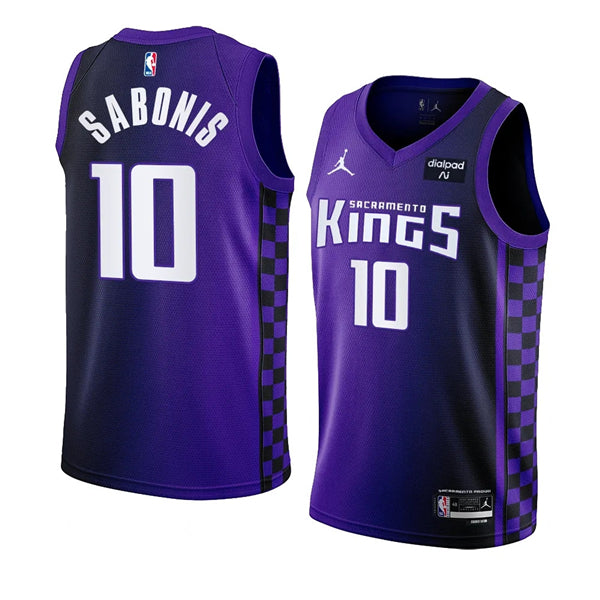Domantas Sabonis Sacramento Kings purple jersey