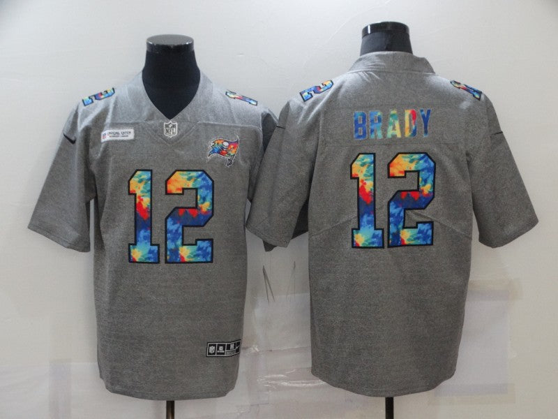 Tom Brady Tampa Bay Buccaneers grey jersey