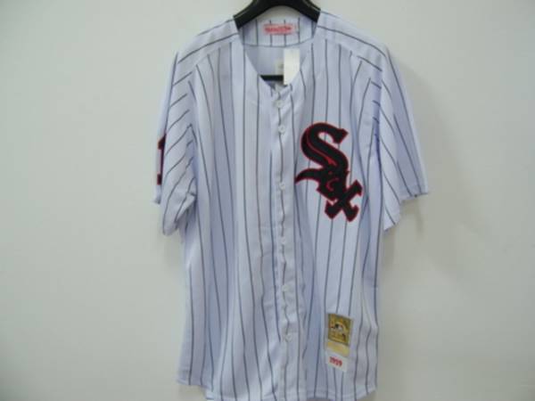 Luis Aparicio Chicago White Sox white Throwback jersey