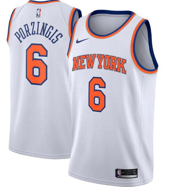 New York Knicks white jersey