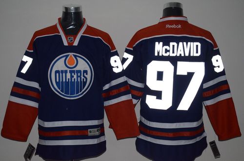 Connor McDavid Edmonton Oilers blue jersey