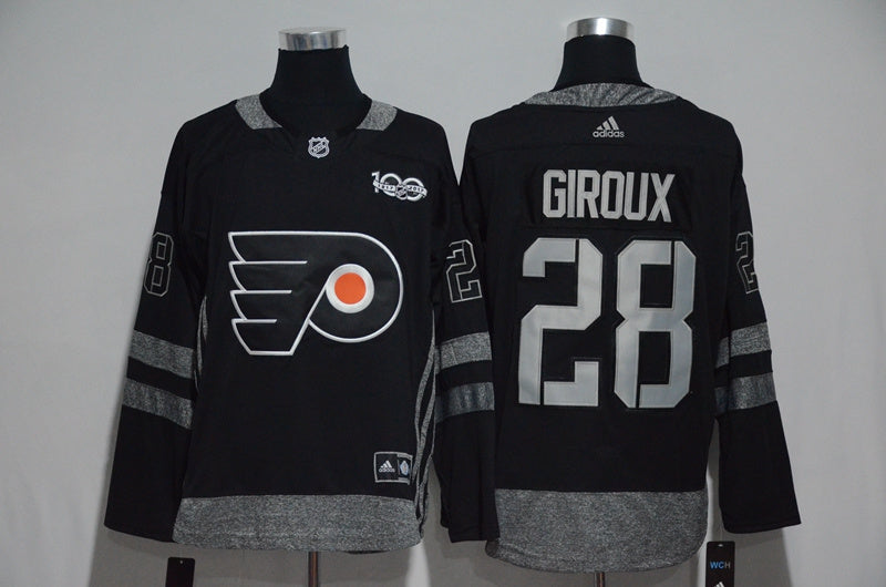 Claude Giroux Philadelphia Flyers black jersey