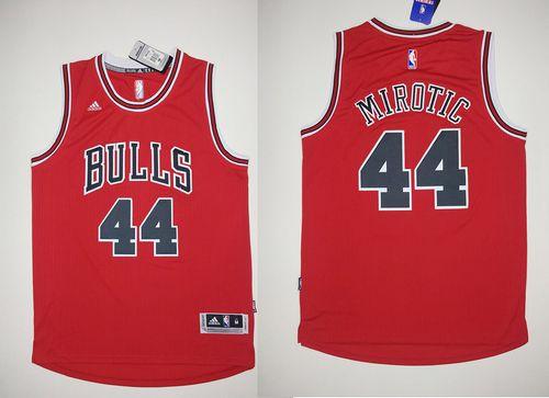 Nikola Mirotic Chicago Bulls red jersey