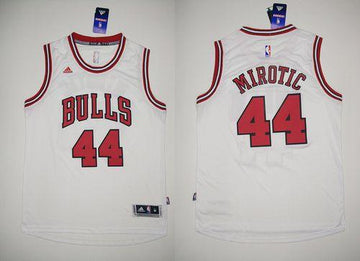 Nikola Mirotic Chicago Bulls white jersey
