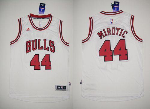 Nikola Mirotic Chicago Bulls white jersey